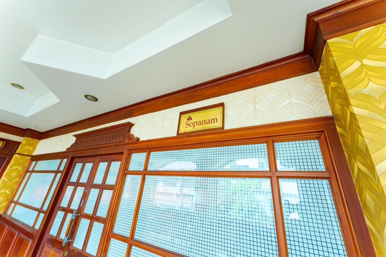 Hotel Orchid Residency Kottayam Zewnętrze zdjęcie